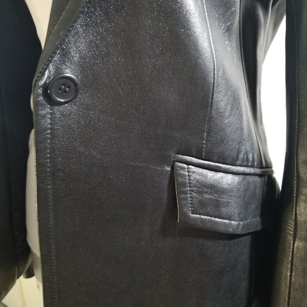 BCBG Maxazria 100% leather jacekt in black, size 2. - Picture 6 of 12